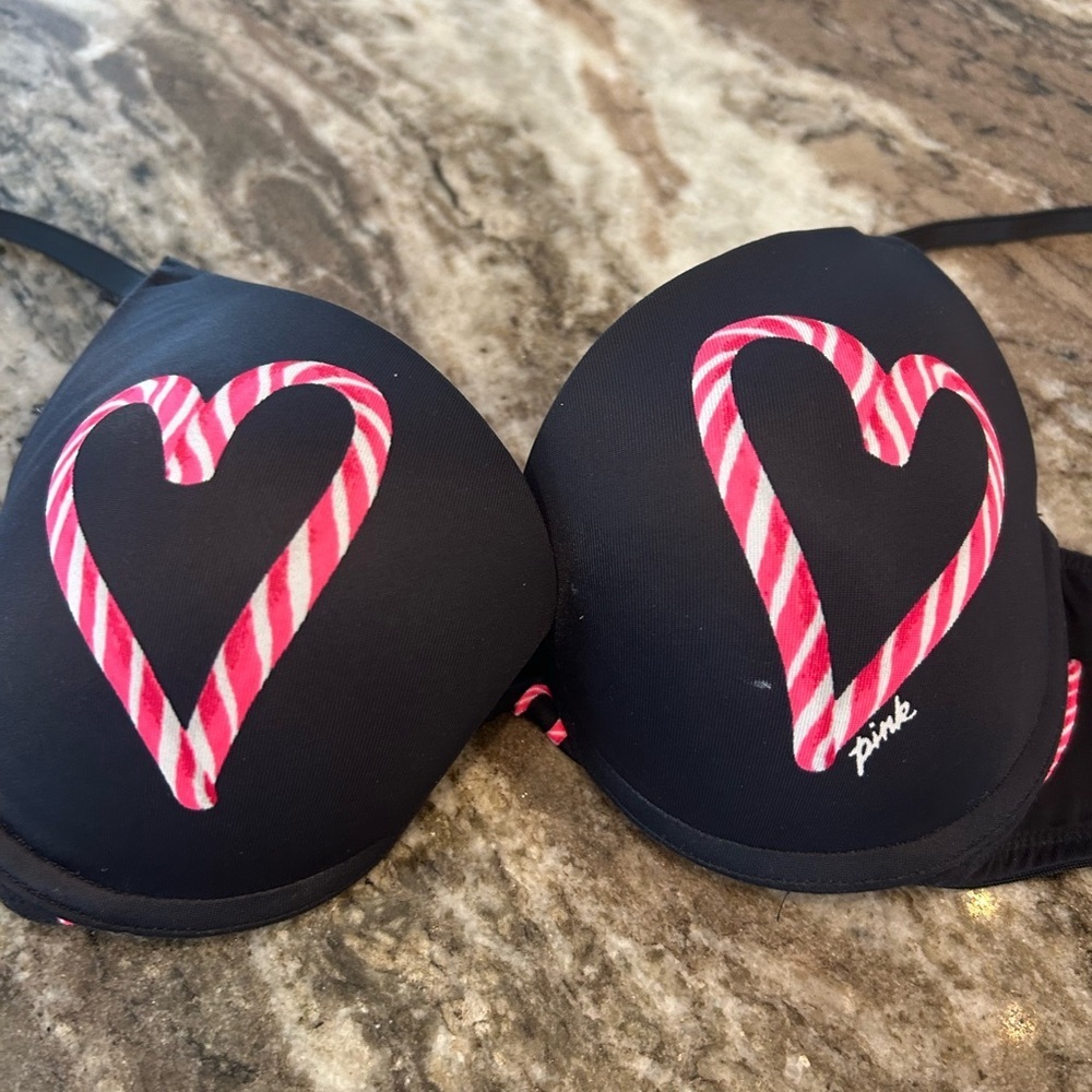 PINK Victoria's Secret Bra with candy cane Heart Design 34b has wear GUC